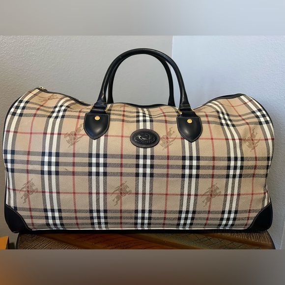 Burberrys Haymarket Check Travel Bag W Strap EUC! - Picture 4 of 16